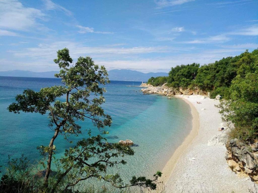 Leona Apartment Rijeka Luaran gambar